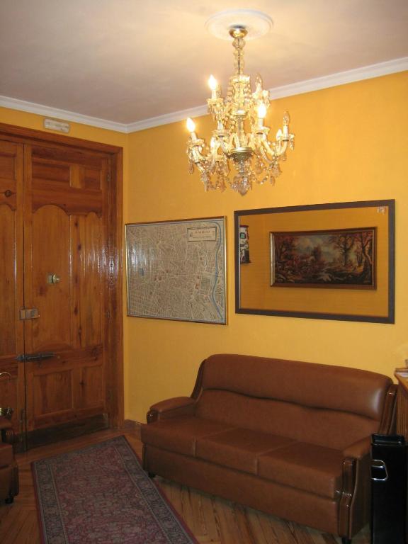 Hostal La Selecta Madri Exterior foto